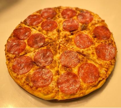 Пицца с копчёностями (150гр)